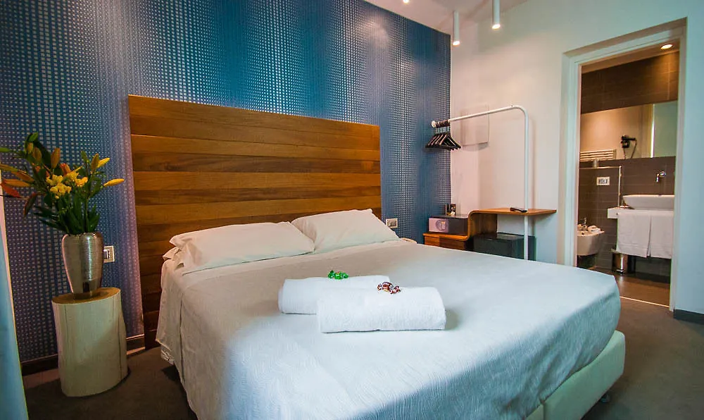 Q Hotel Rimini 3*,