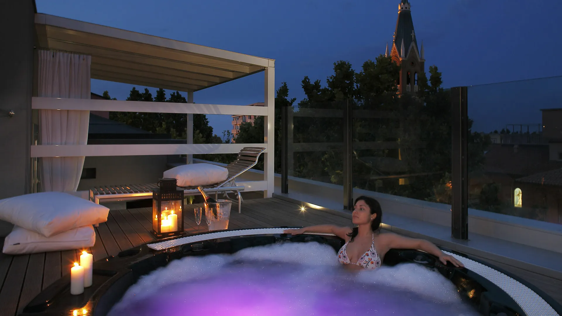 Q Hotel Rimini 3*,  Italy